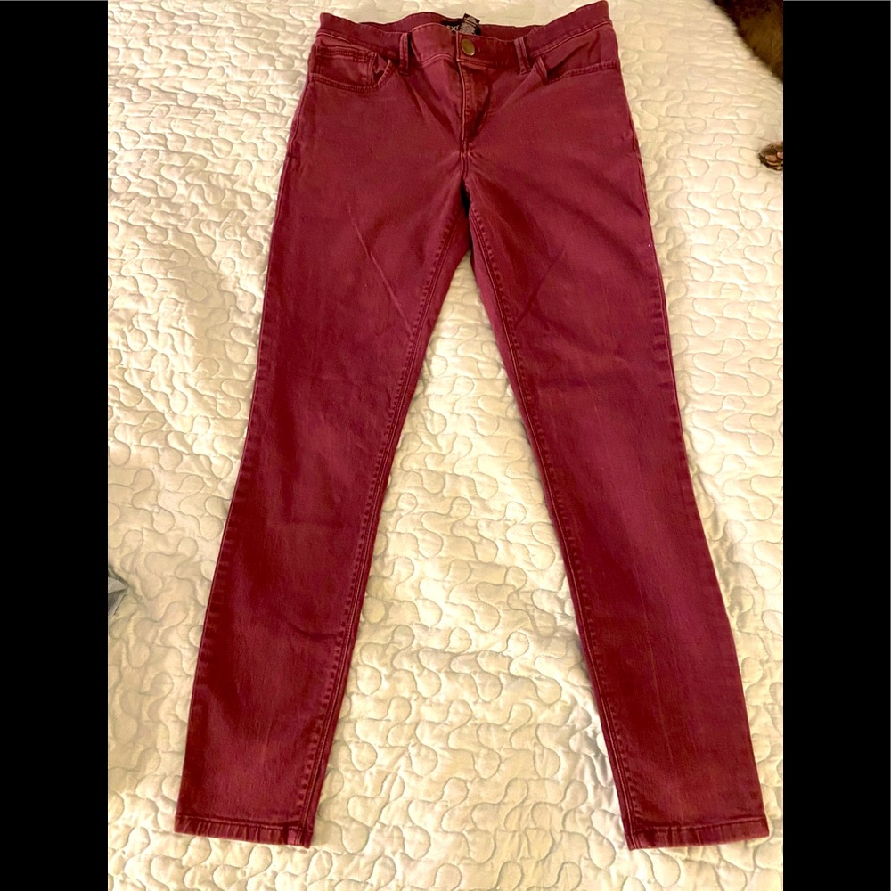 Women’s Plum/Maroon Express Pants Size 2 Short